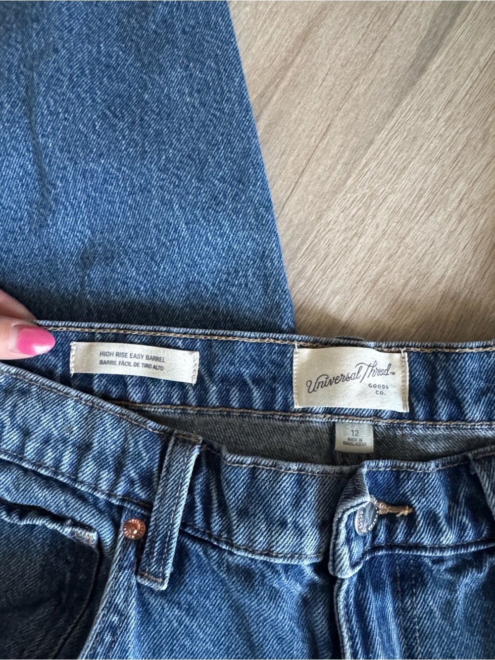 Universal Thread High Rise Barrel Jean - Picture 5 of 7